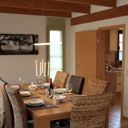 Semesterbostad Ferienhaus Blickfang Gemünd